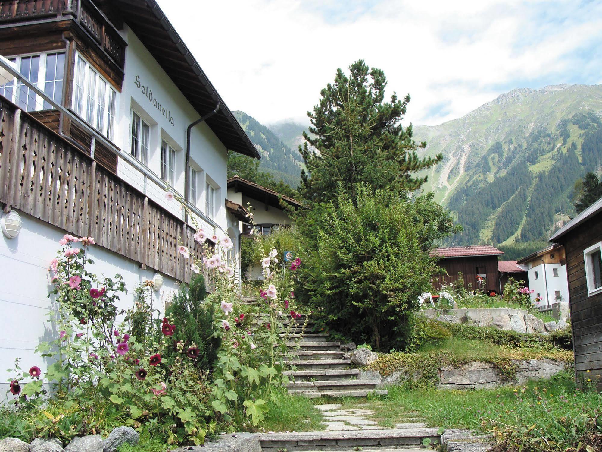 Klosters Youth Hostel 外观 照片